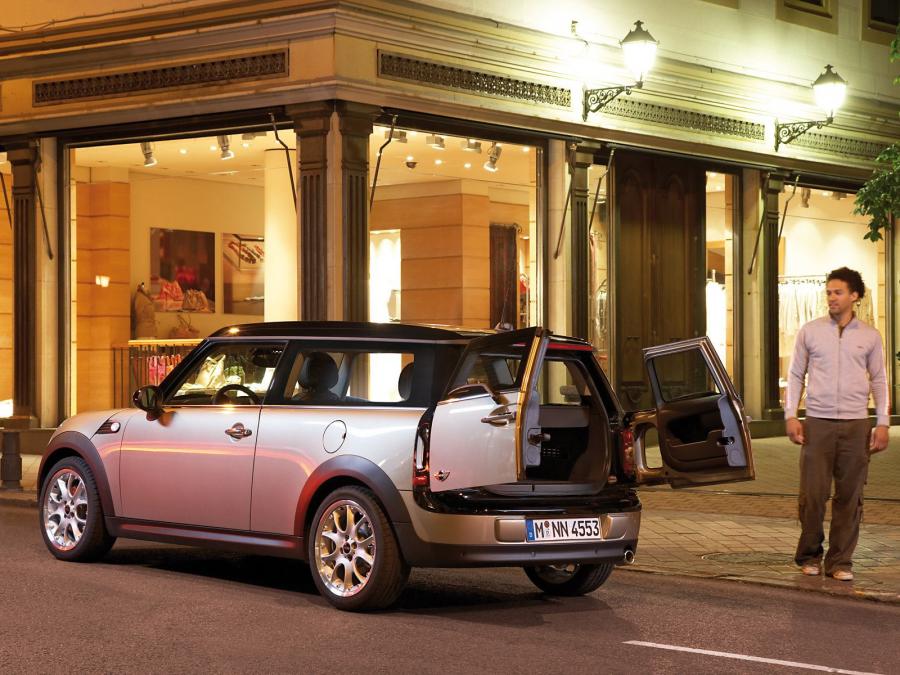  Mini Cooper D Clubman 2007 года  (фото 17 из 24)